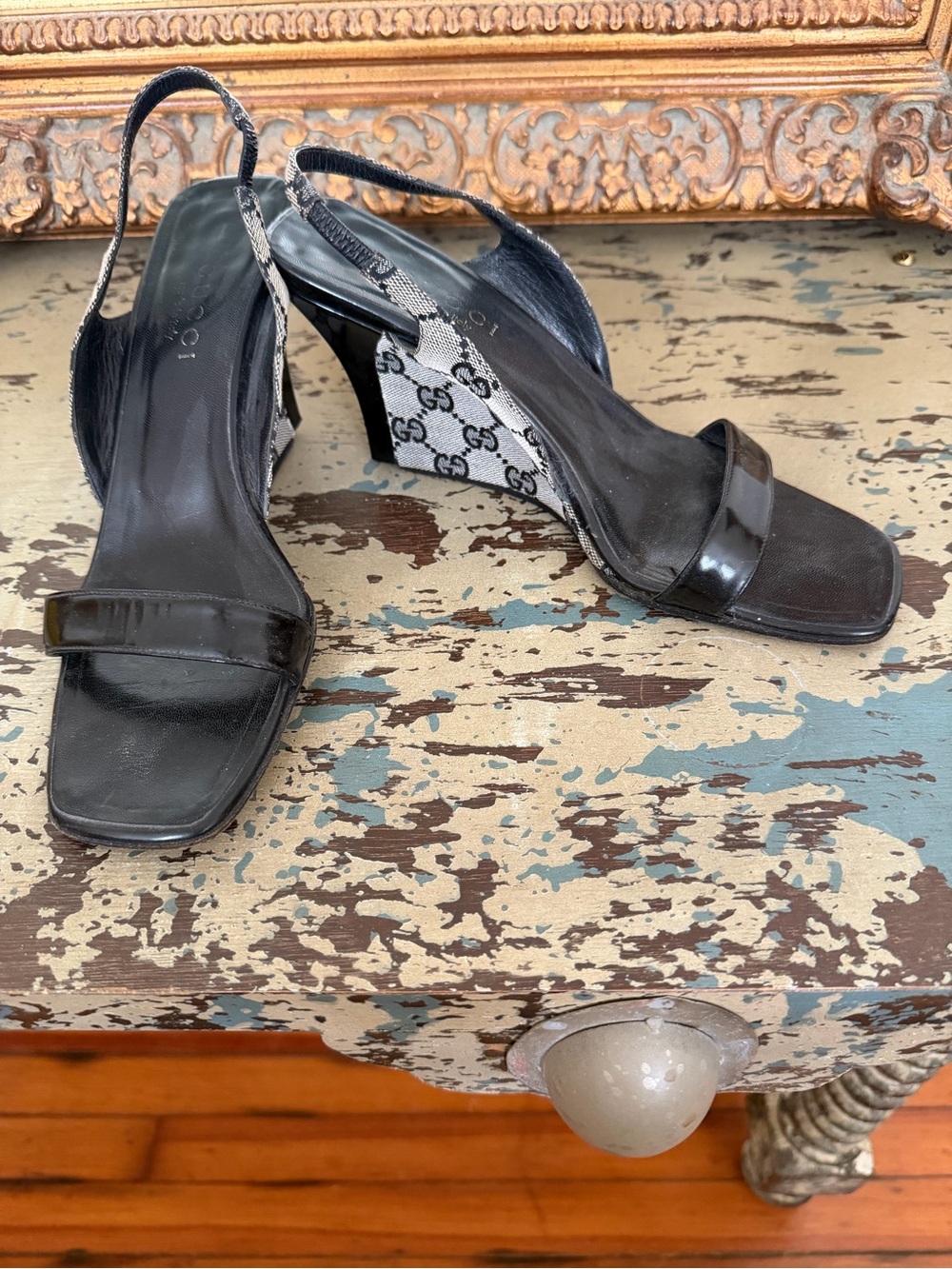 Gucci- Vintage Wedge